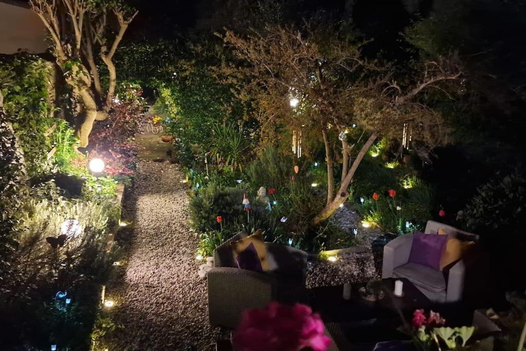 Monica Appartamento Con Giardino Al Ponte Vecchio Firenze Eksteriør billede